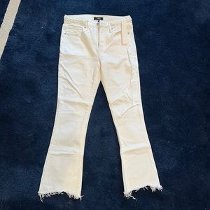 AQUA NWT WHITE JEANS